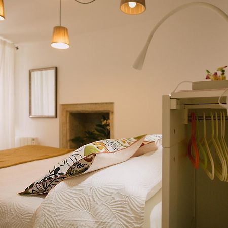 Roompedra Apartamentos Turisticos سانتياغو دي كومبوستيلا المظهر الخارجي الصورة