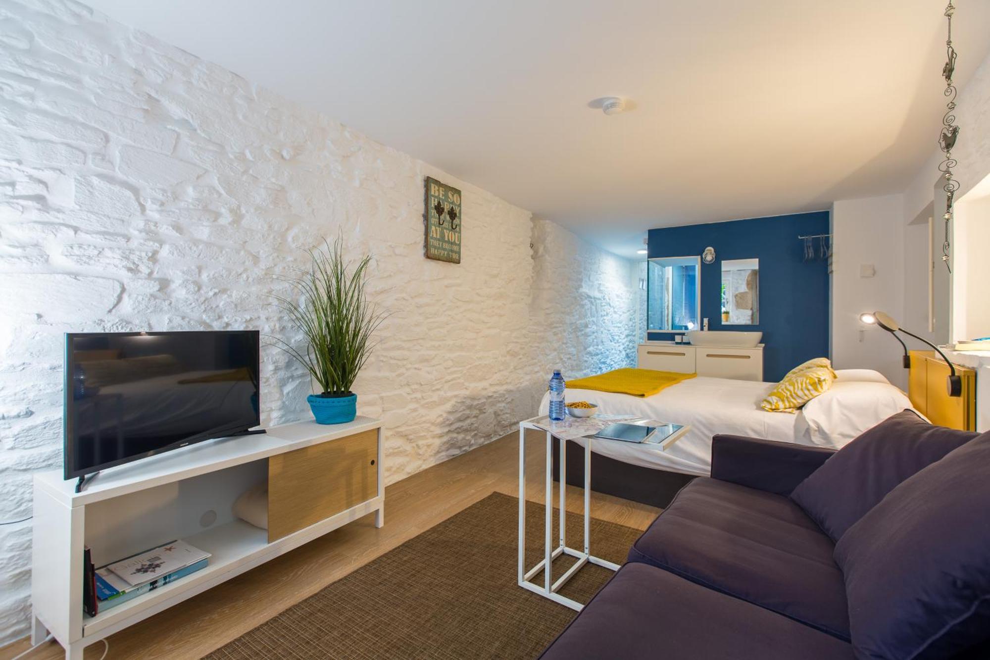 Roompedra Apartamentos Turisticos سانتياغو دي كومبوستيلا المظهر الخارجي الصورة