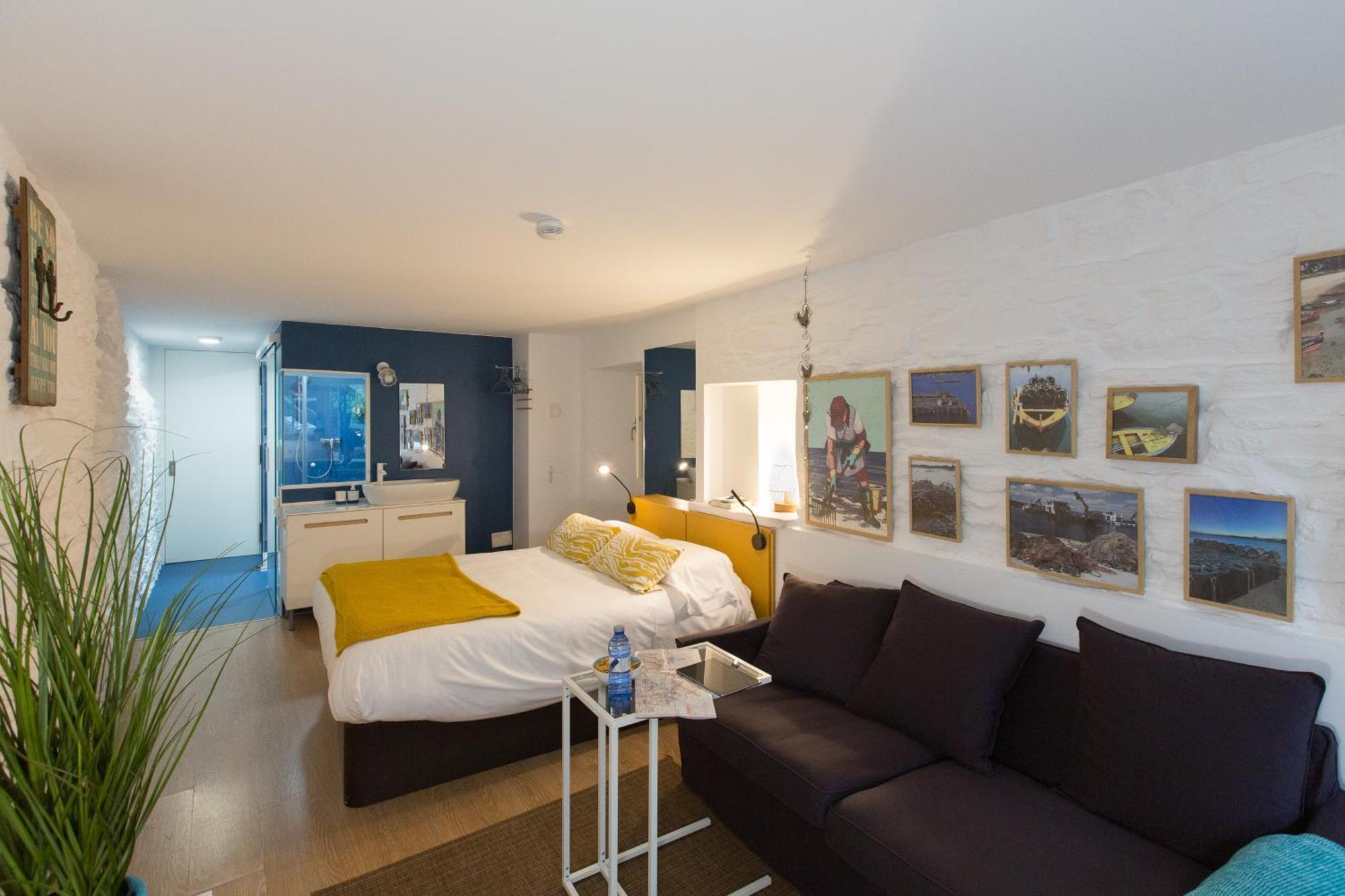 Roompedra Apartamentos Turisticos سانتياغو دي كومبوستيلا الغرفة الصورة