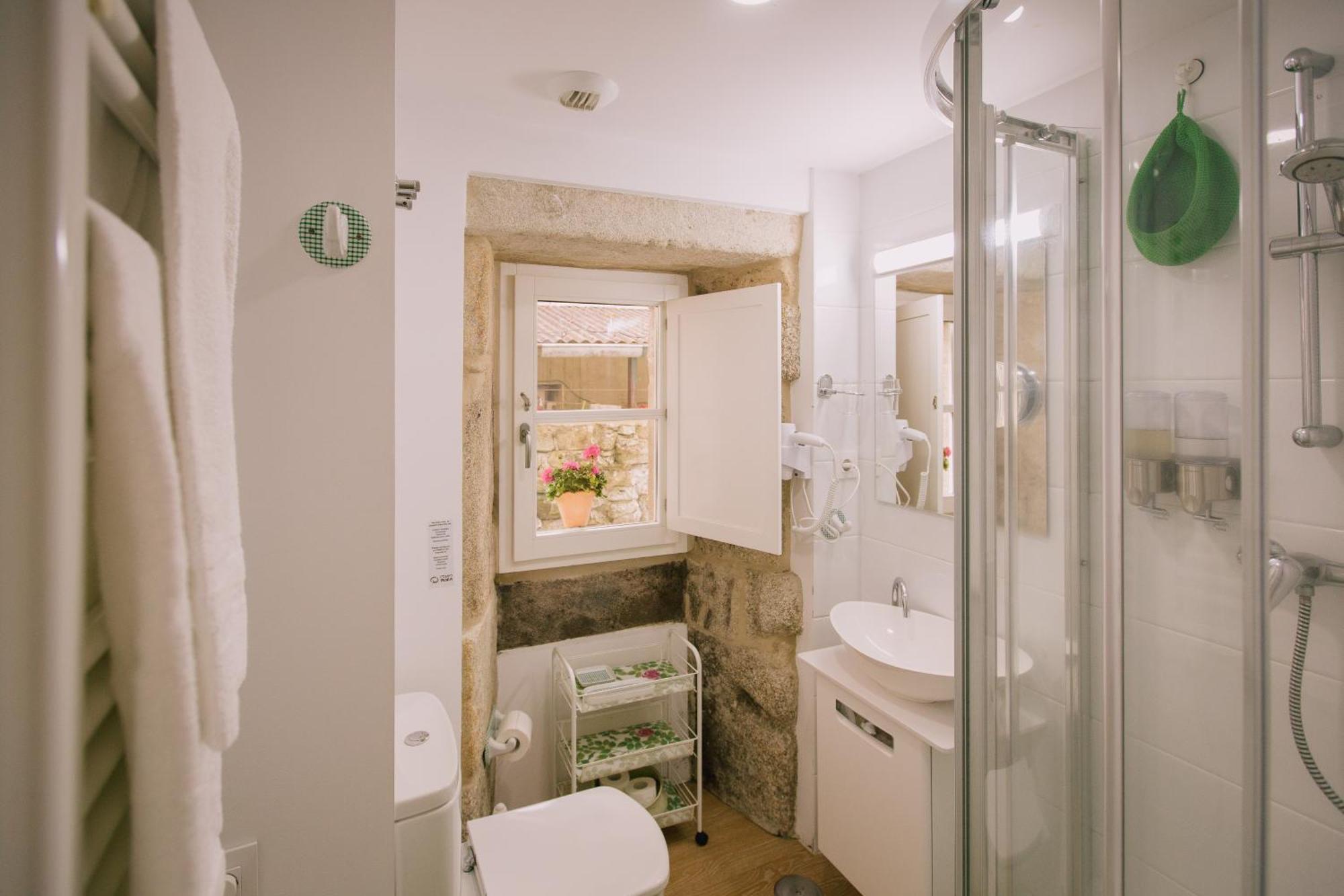 Roompedra Apartamentos Turisticos سانتياغو دي كومبوستيلا المظهر الخارجي الصورة