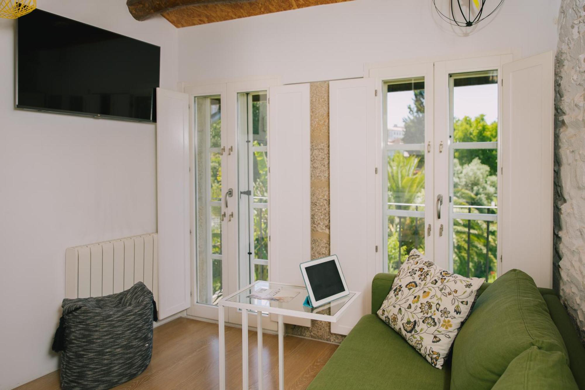 Roompedra Apartamentos Turisticos سانتياغو دي كومبوستيلا المظهر الخارجي الصورة